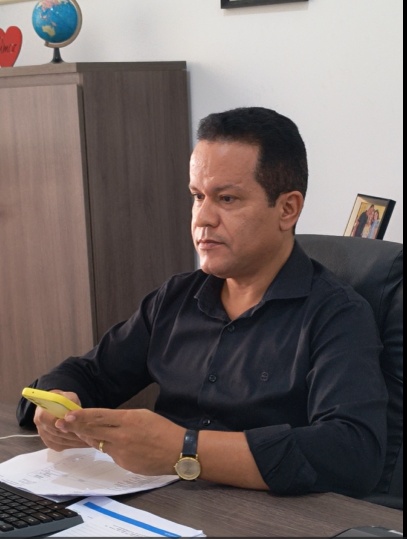 Michel - Proprietário da Michel Emplacamentos